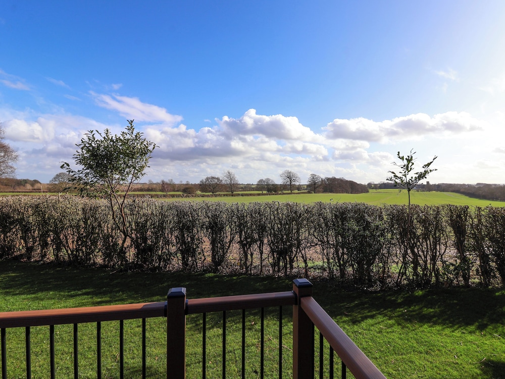 Routhorpe Lodge