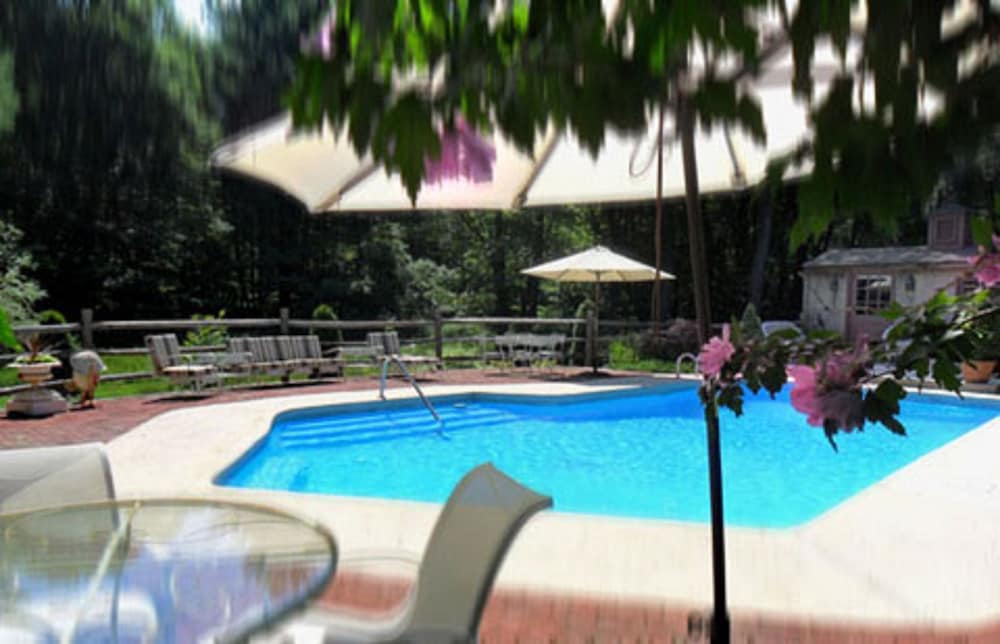 Green Acres B&B