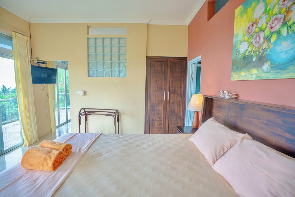 Maria Secret Villa