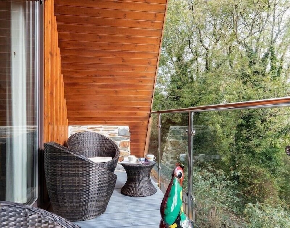 Alpine Lodge
