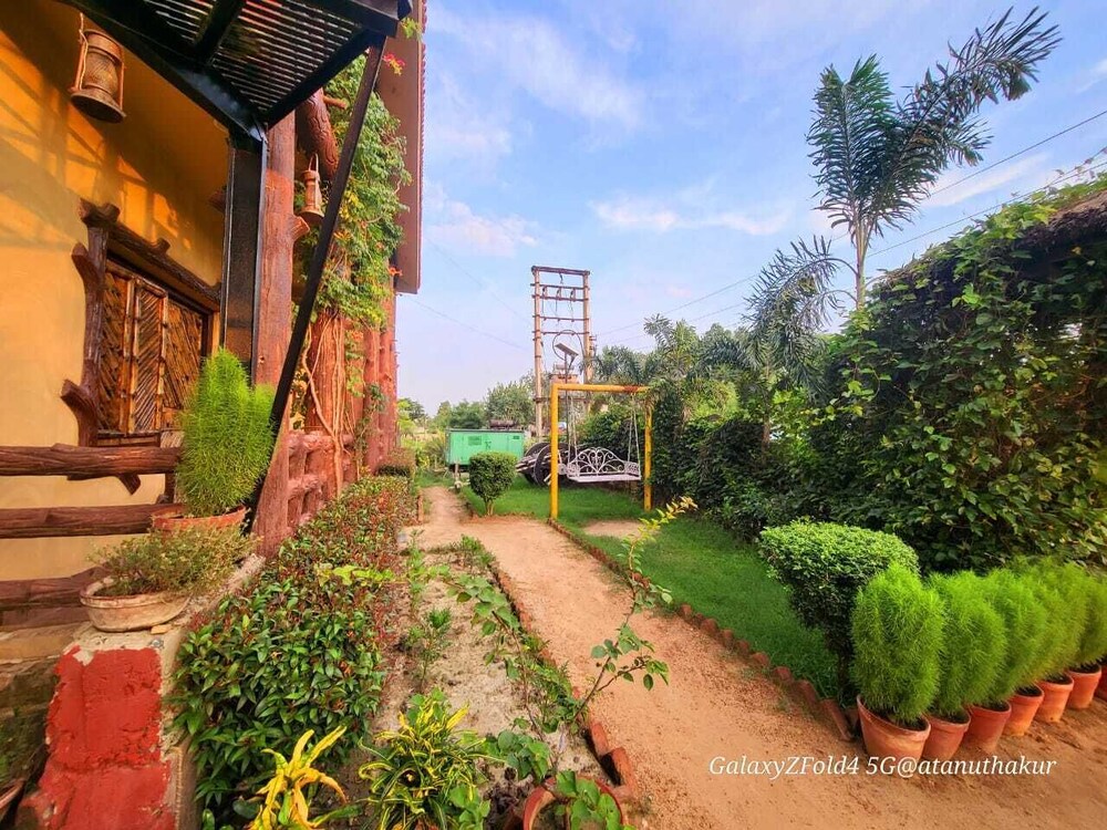 Khoai Village Resort