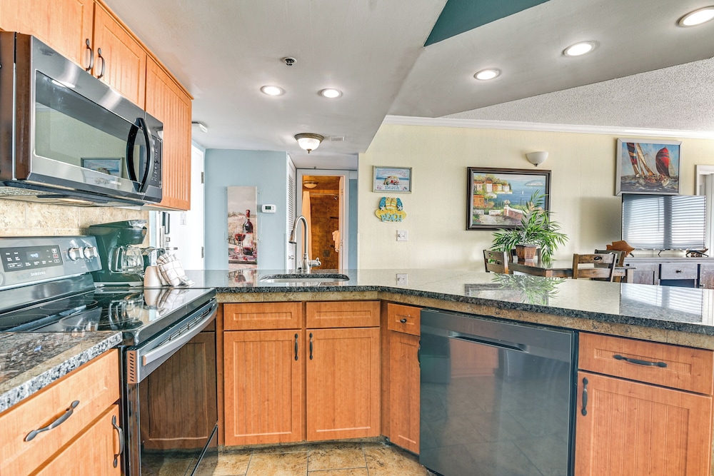Steps to Myrtle Beach: Condo w/ Resort Amenities