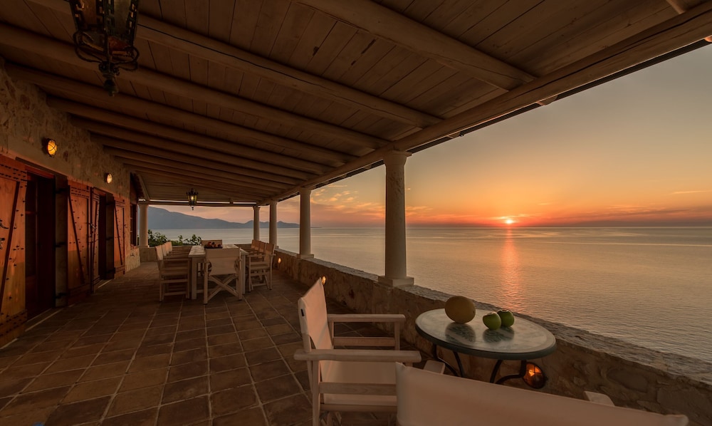 Blue Caves Villas