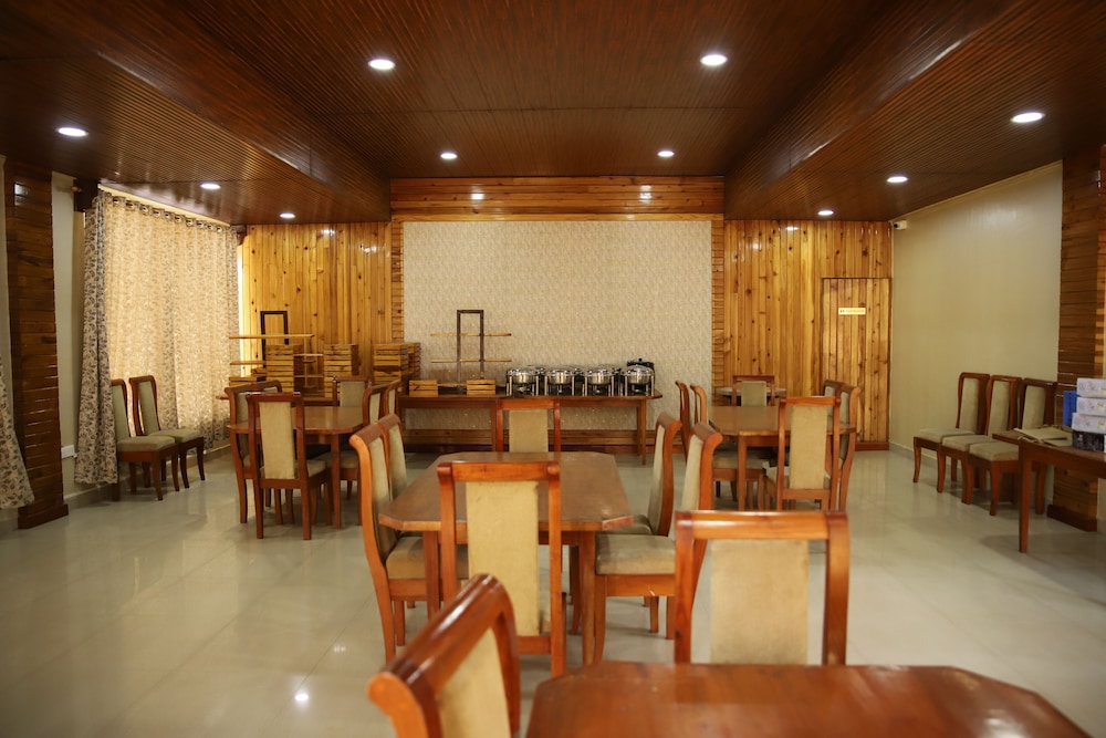 Rishat Sngi Orchid Resort, Shillong