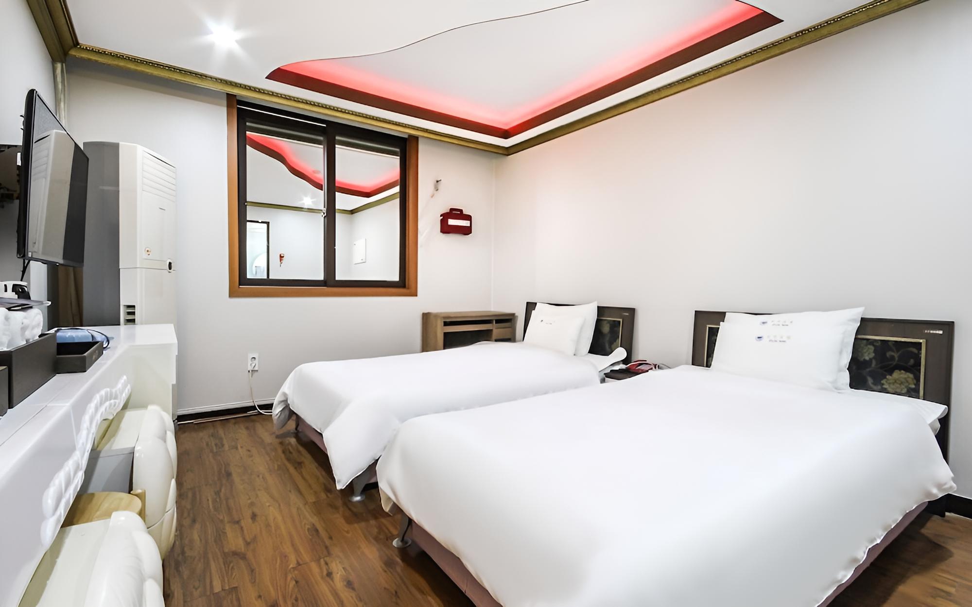 Pearl Hotel