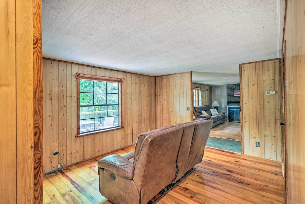 Suwannee Riverfront Home: Grill, Near Springs - Property Image 22