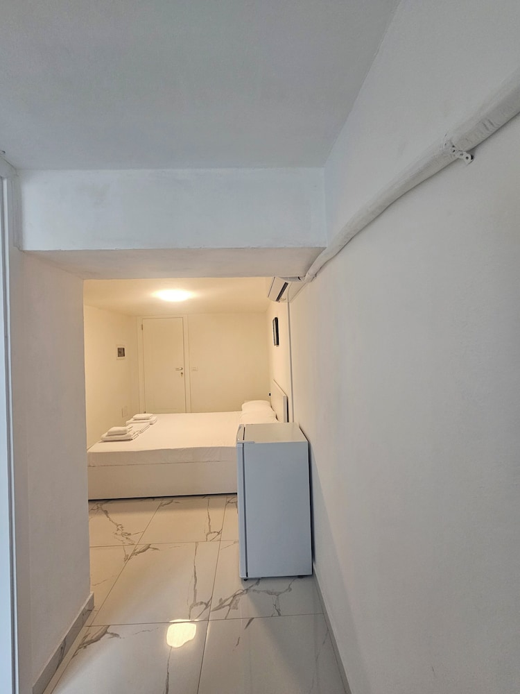 Enles Hotel