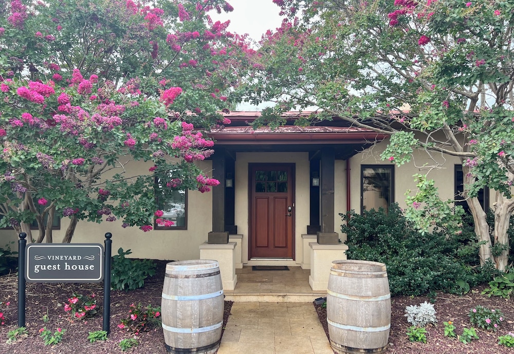 Afton Mountain Vineyards