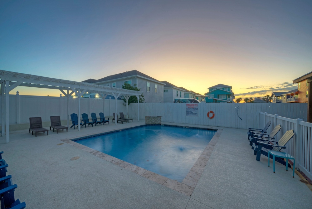 The Costa Bahia Condos by AvantStay – Pristine Comfort Near Port Aransas Beach