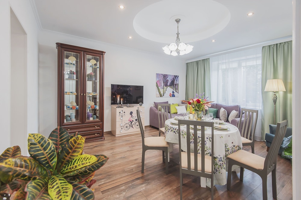 GM Apartment Spiridonovka
