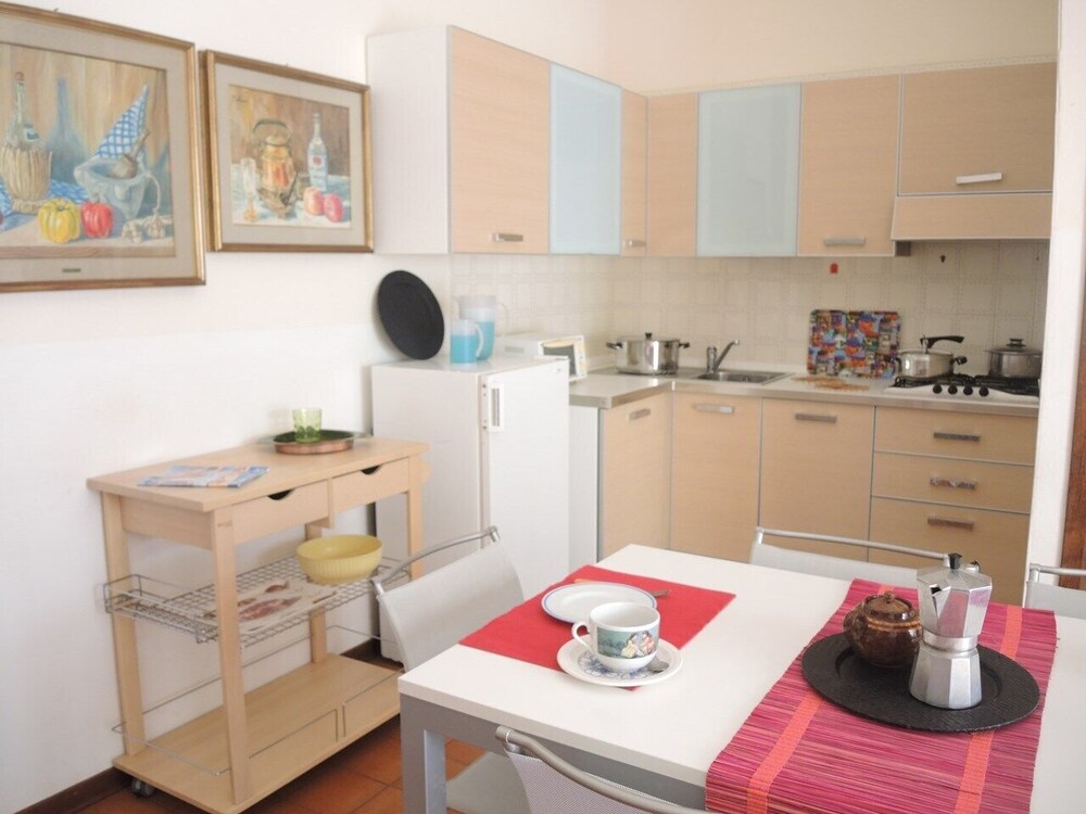 Comfortable Flat Near the sea With Garden