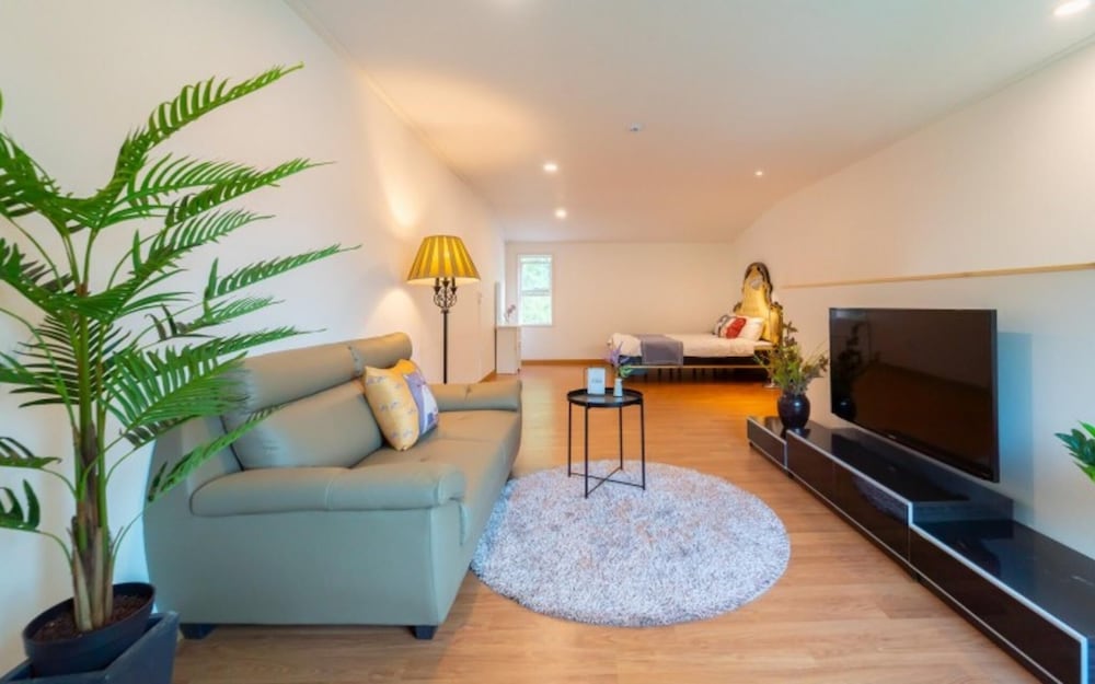 Yangpyeong Pool Villa Manoa view 4