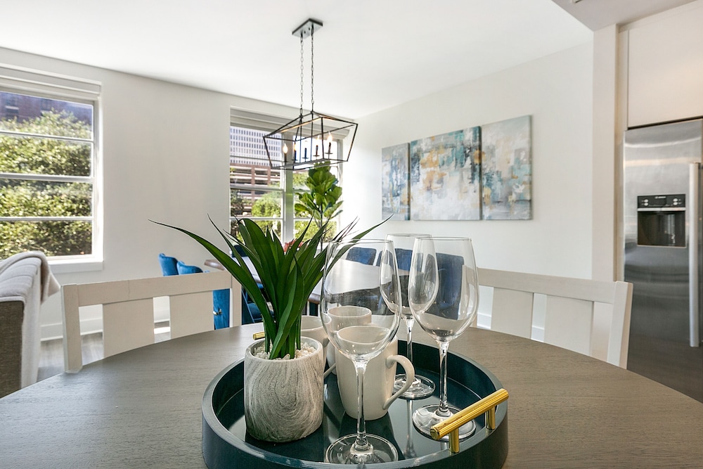 New Orleans Vacations - Modern 4BR Condo in the Heart of NOLA - Property Image 36