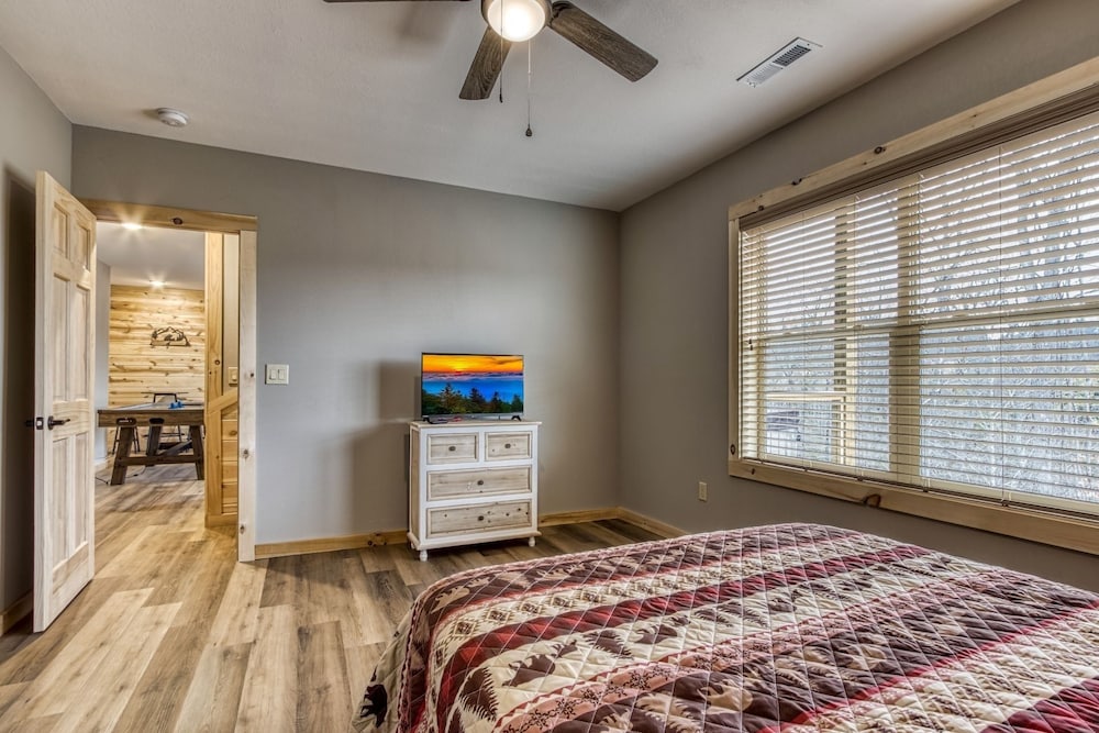 Uwohali - New 3 Bedroom 2 1/2 Bath - New Construction! 3 Cabin by Redawning view 2