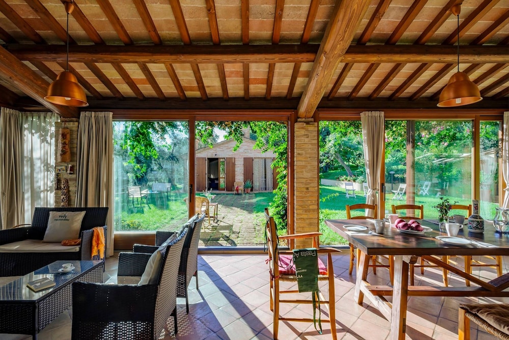 Villa Emilianna 12 2 by Marche Holiday Villas