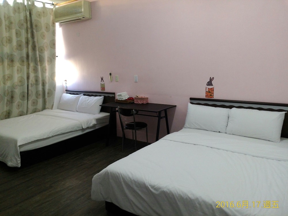 Caitlyn Hostel II