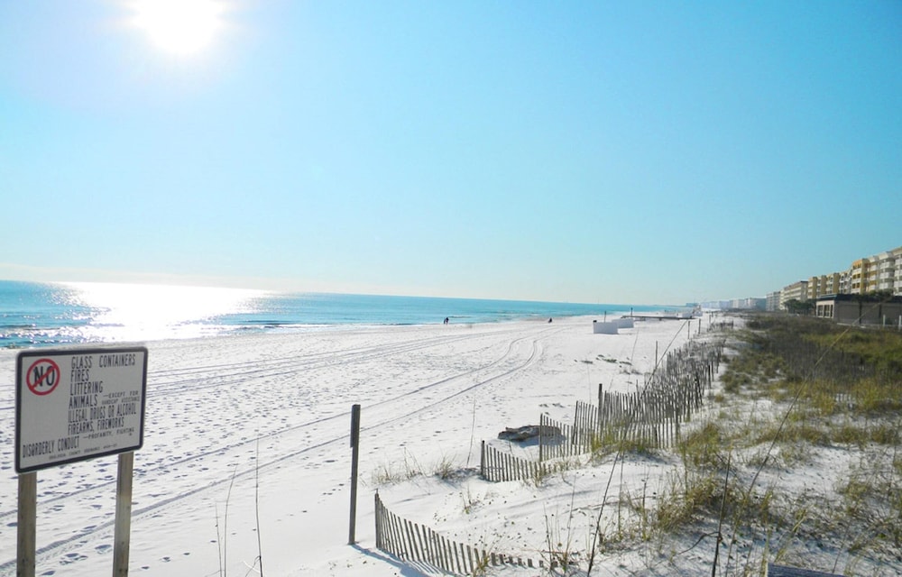 Island Sands 105