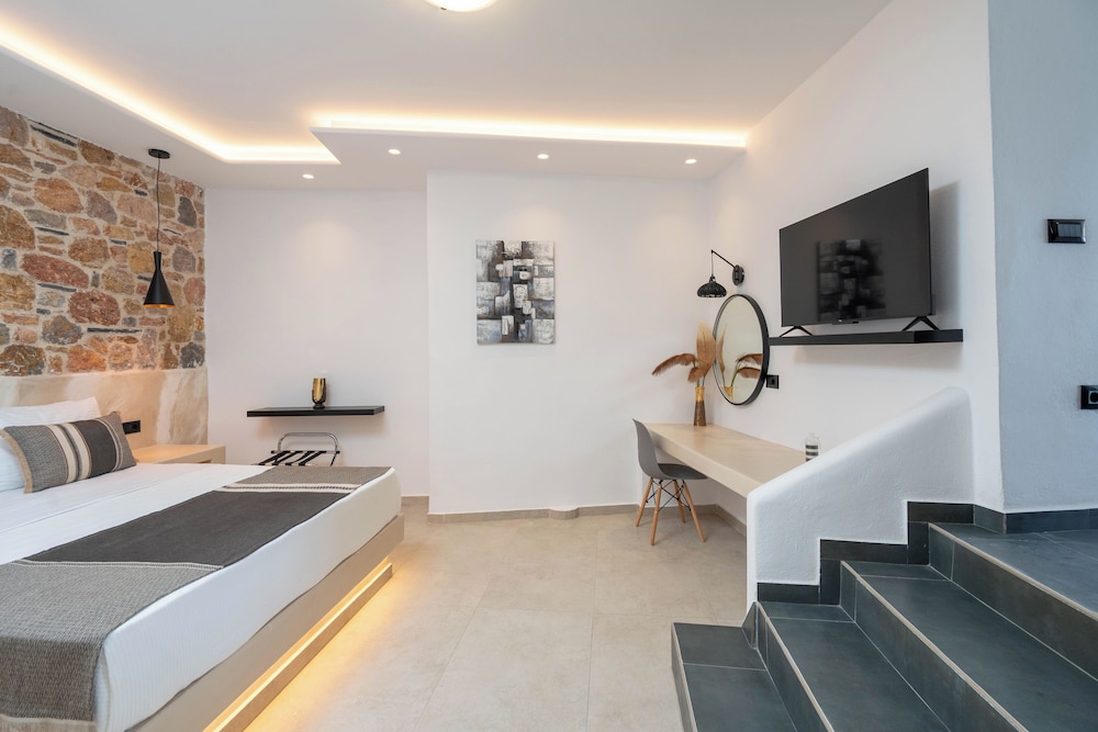 Illusion Suites