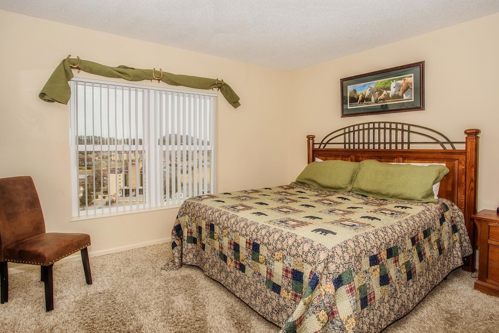 Whispering Pines 253 view 3