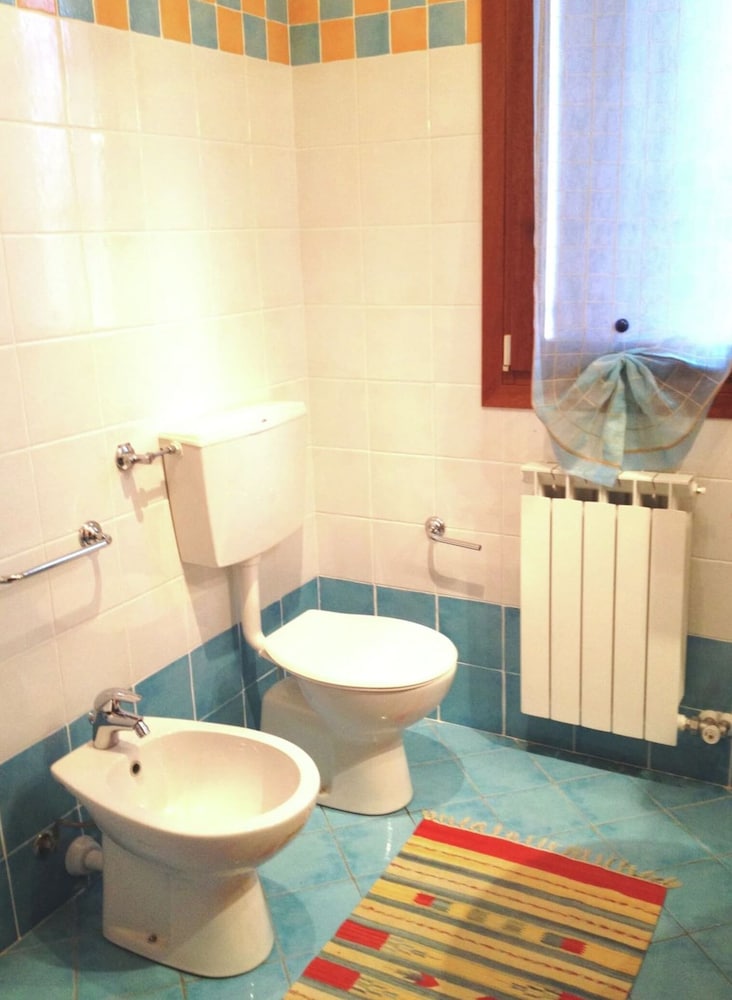 Sun Drenched Residence with Pool in Rosolina Mare near Venice view 4