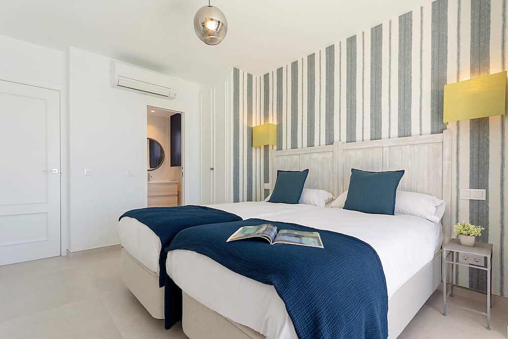 Exclusive Penthouse in Fuengirola Beach Corales