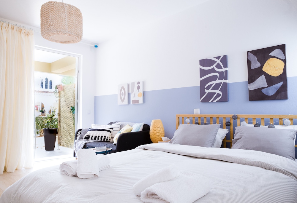 Boho Blu Apartment by A&D Properties view 5