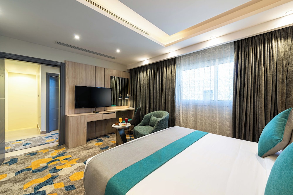 Renium Al Qairawan Resort - Riyadh