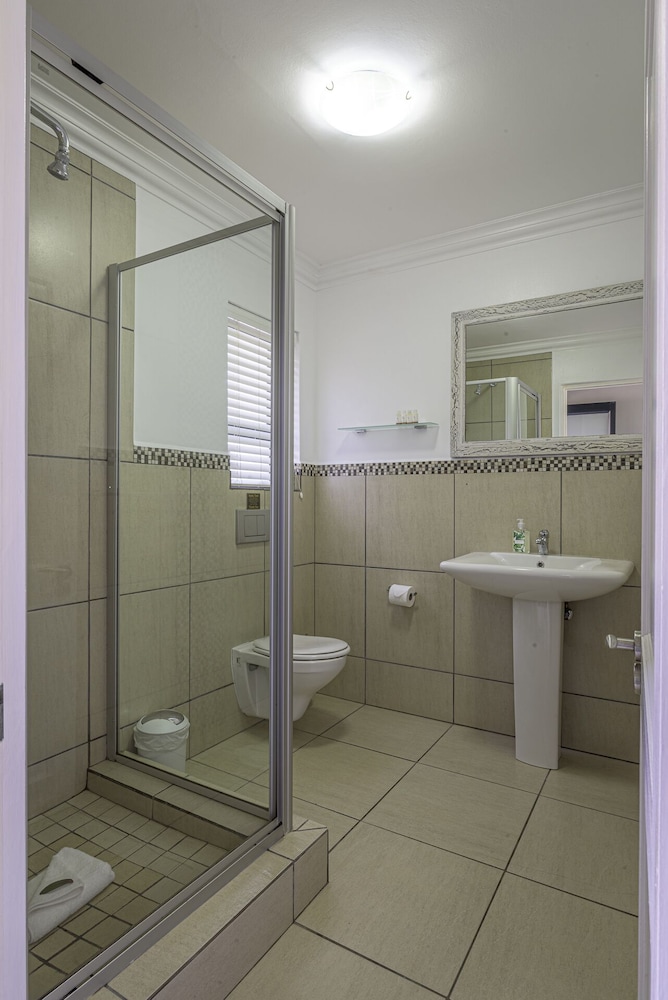Fynbos Golf & Country Estate