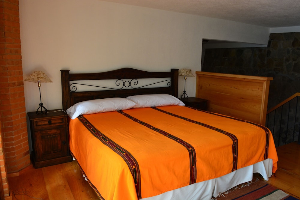 Atitlan Villas Qanajuyu