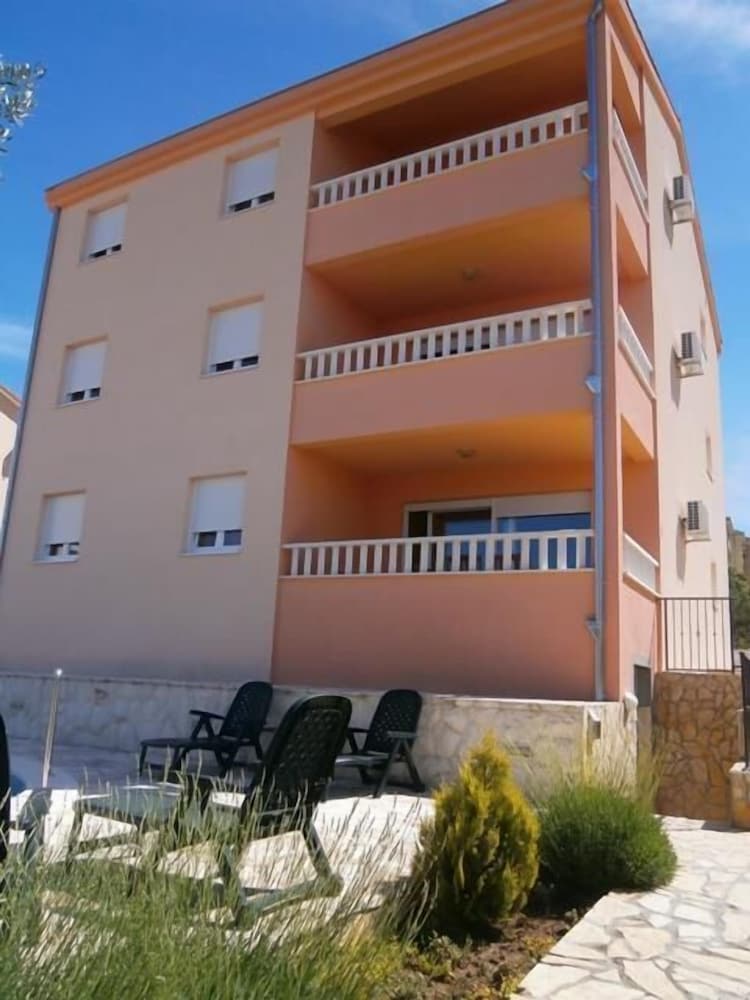 Apartments Villa Melita