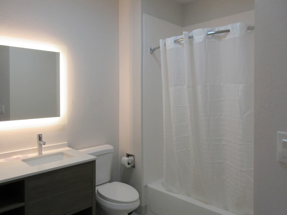 Comfort Inn & Suites Memphis Germantown