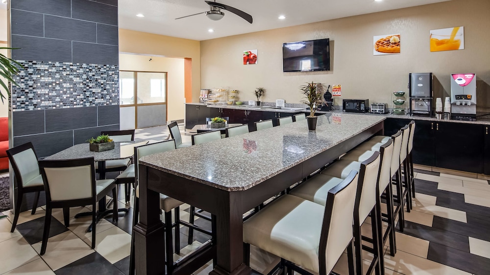 SureStay Plus Hotel by Best Western Blue Springs - Property Image 15