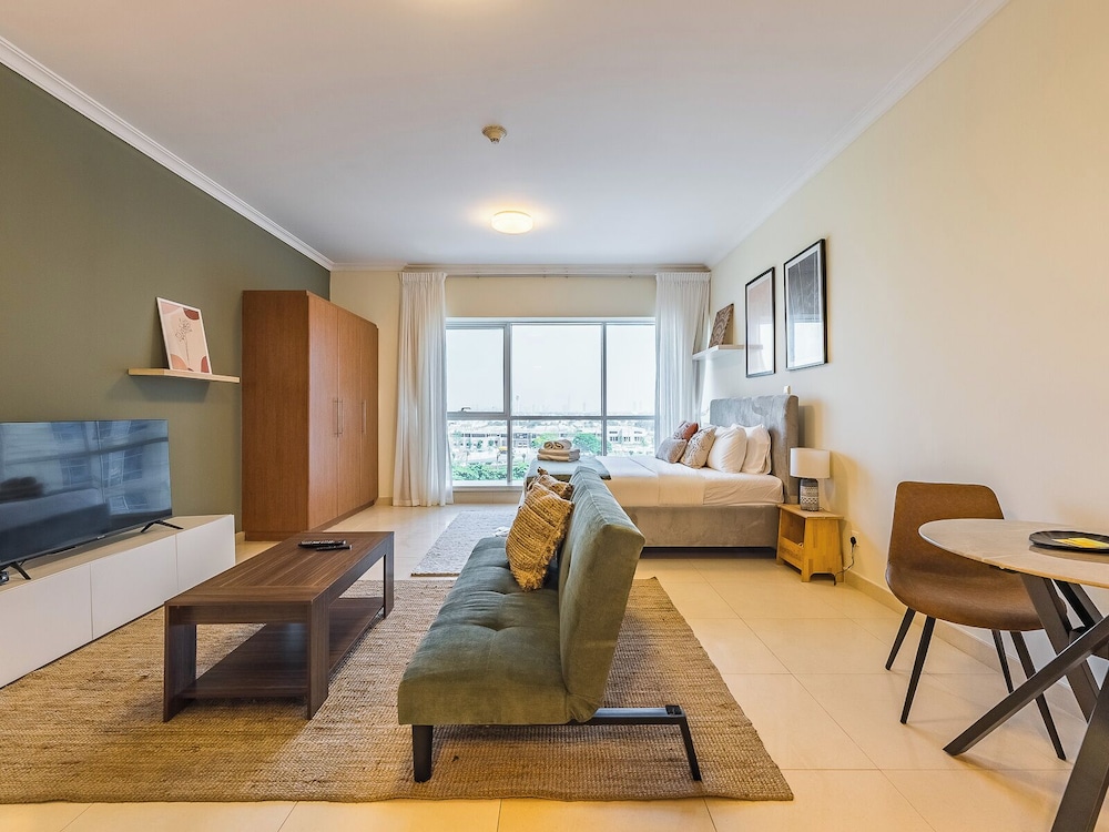 Stylish Studio Escape in the Heart of JLT