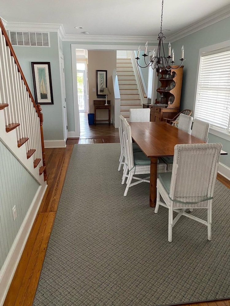 OAK Avenue 3