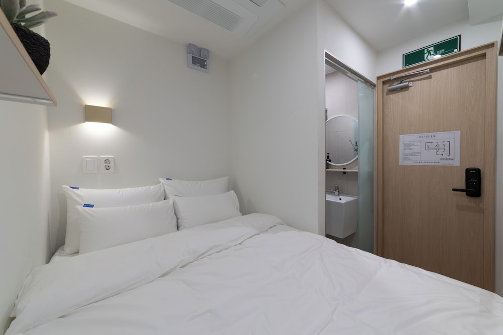 Hi Seoul Hostel Myungdong Central