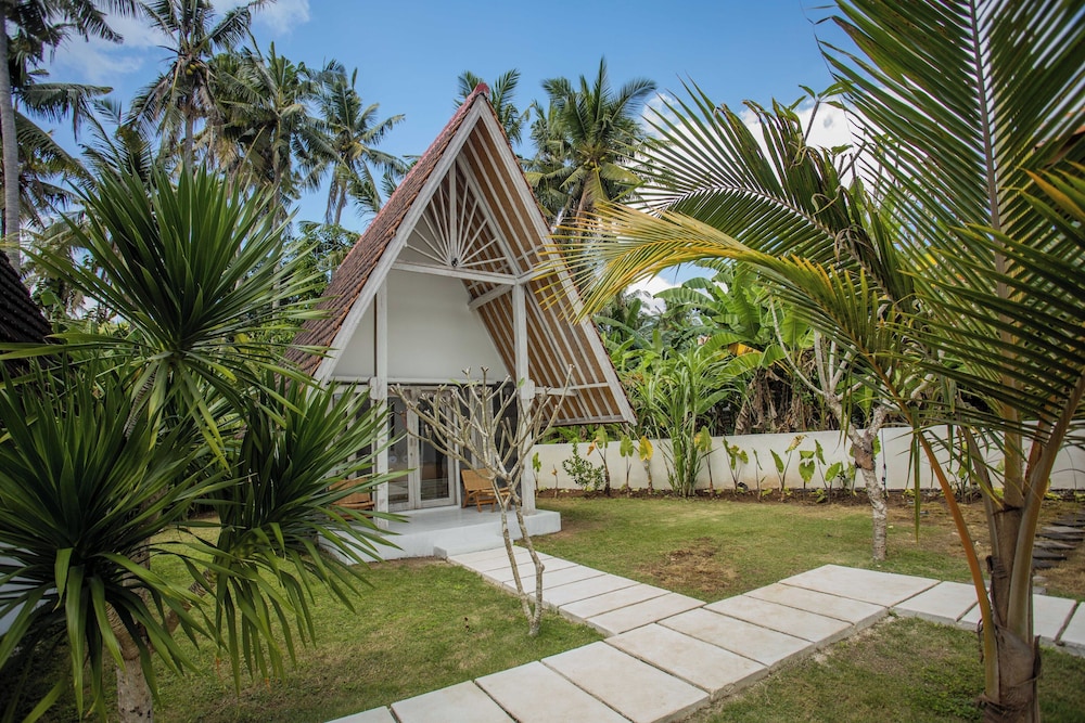 Sunset House Ceningan
