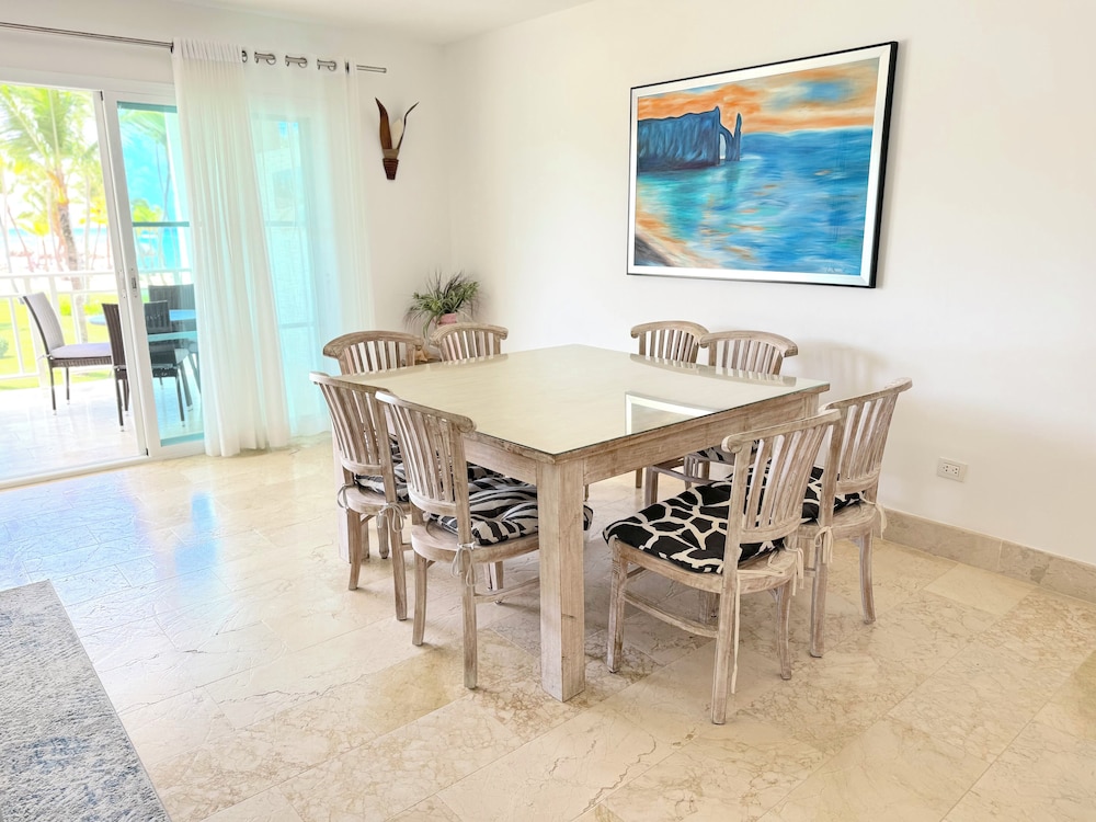 Playa Palmera Beach Front Apartments