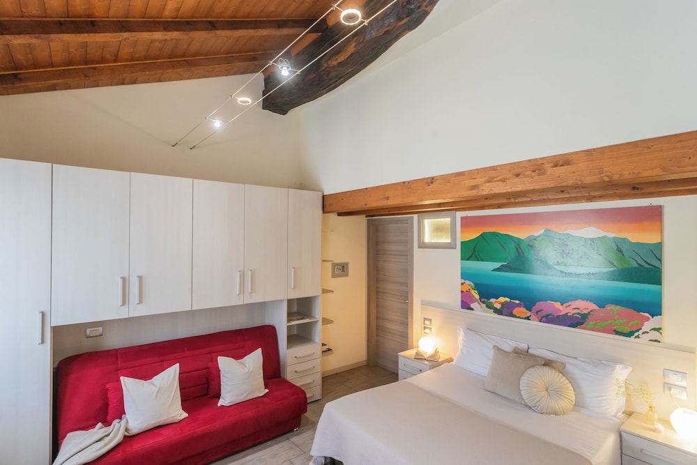 Domus in Como by Rent all Como