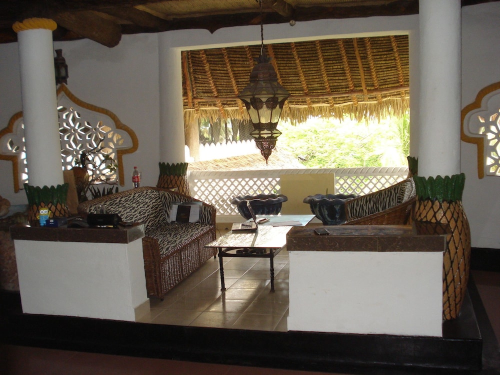 Coconut Beach Apartments