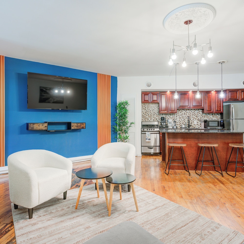 303 N 3rd St B2