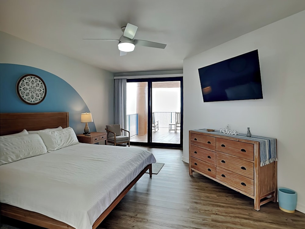 Four Seasons #701E by Southern Vacation Rentals