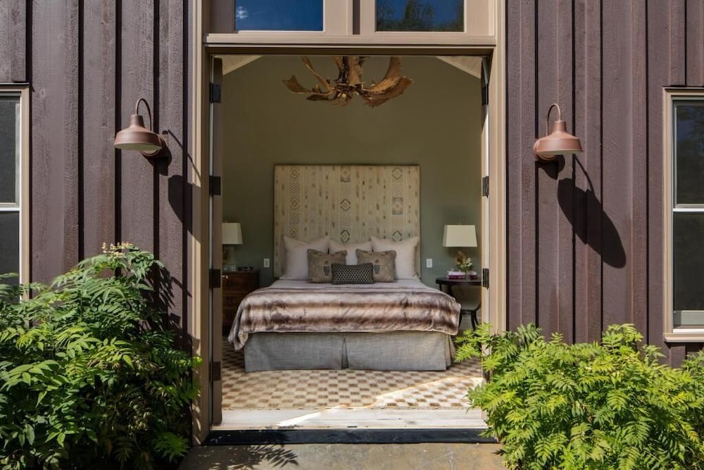 Eleven Sopris House