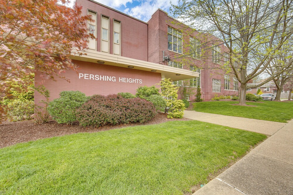 1 Mi to Allegheny River: New Kensington Studio!