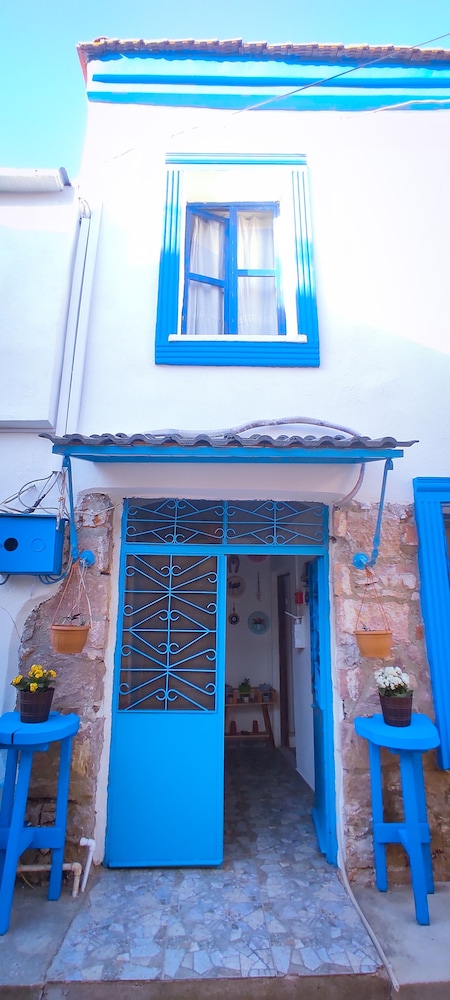 Ayvalik Moda Pansiyon - Image 31