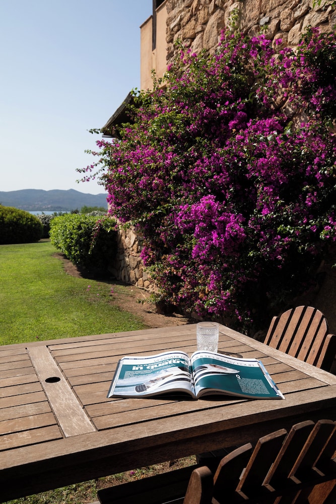 Terrazza al Poggio Vista Mare by Wonderful Italy