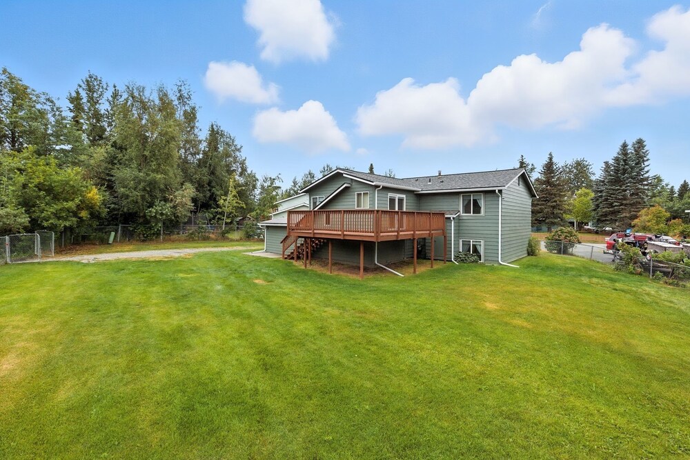 Anchorage 5br Retreat Hikes, City & Comfort 5 Bedroom Home