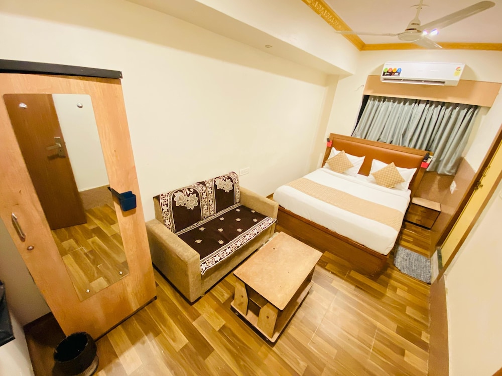 Hotel ABC - Satellite Prahladnagar