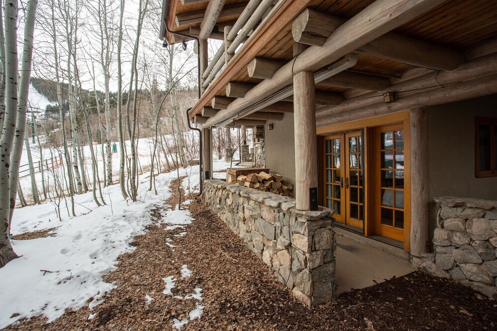 Pine Inn at Trail's End Lodge - Three Bedroom Residence with Den and Spa #5 3 Condo