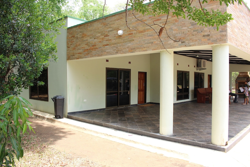 Waterfalls Apartments view 4