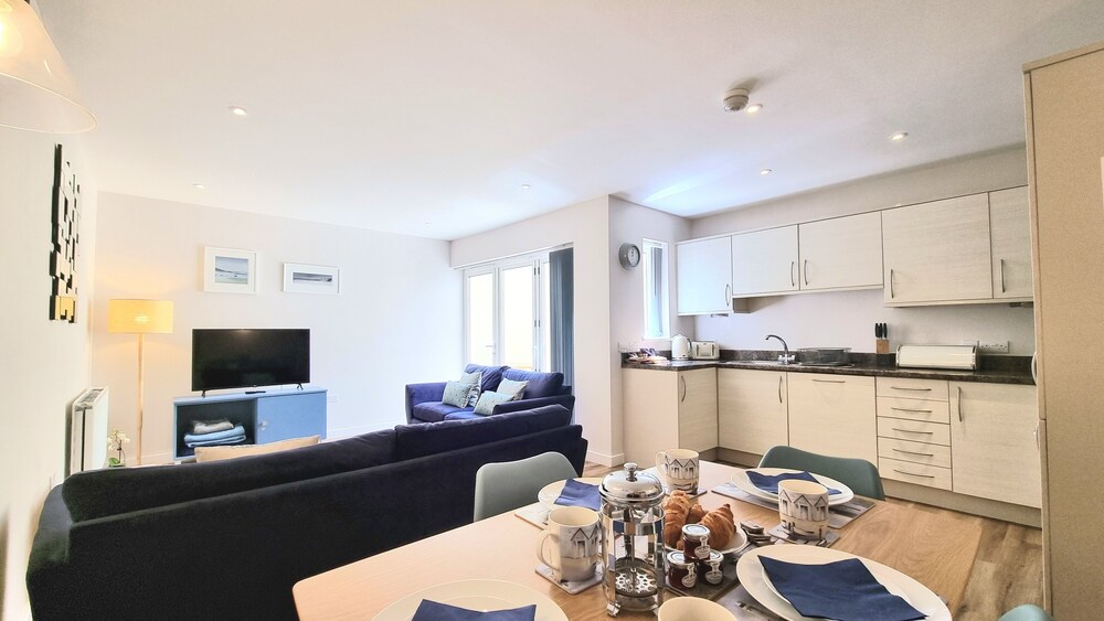 The Beach House & Porth Sands Apartments